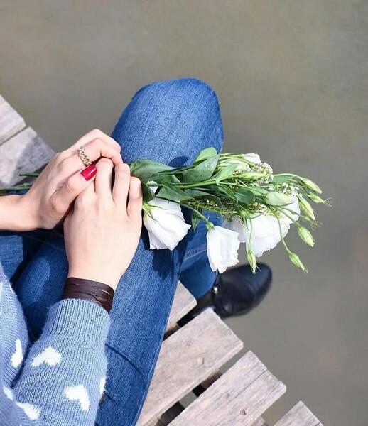 عکس پروفایل دخترونه با شال شیک