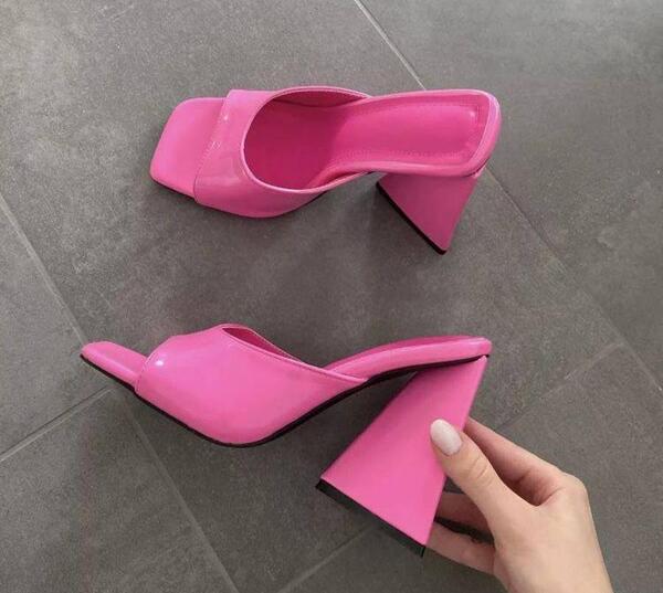 عکس دمپایی پاشنه دار