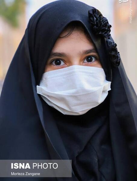 عکس دختر با حجاب با ماسک