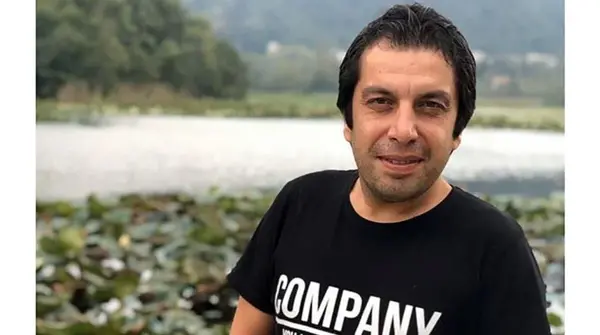 عکس عباس جمشیدی فر با همسرش
