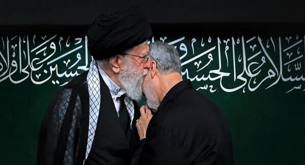 عکس شهید سلیمانی شجاعت و مقاومت