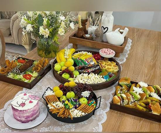 عکس ایده چیدن میز تولد