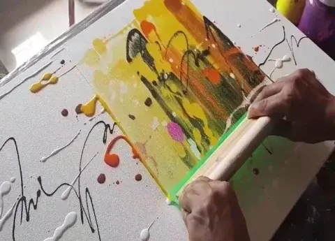 عکس آموزش نقاشی مدرن با اکریلیک