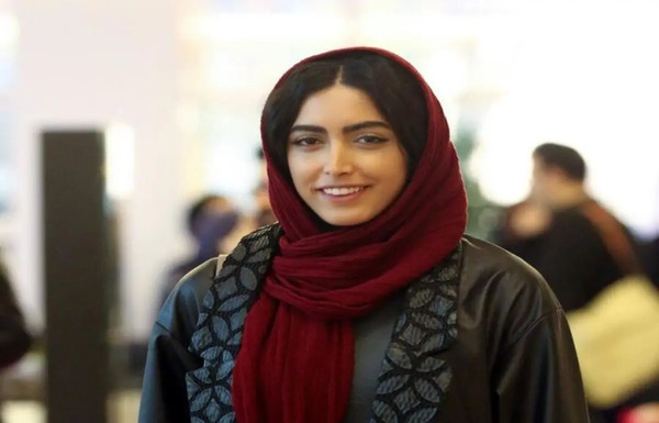 عکس کشف حجاب ساناز طاری