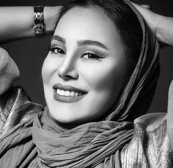 عکس آرام جعفری در قهوه تلخ