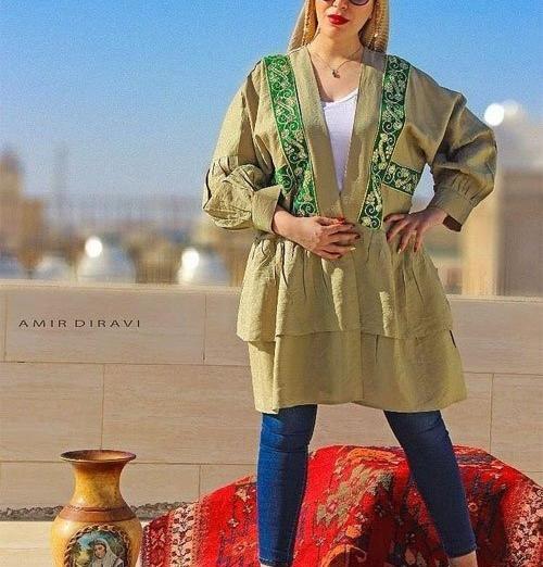 عکس مانتو دخترانه گشاد