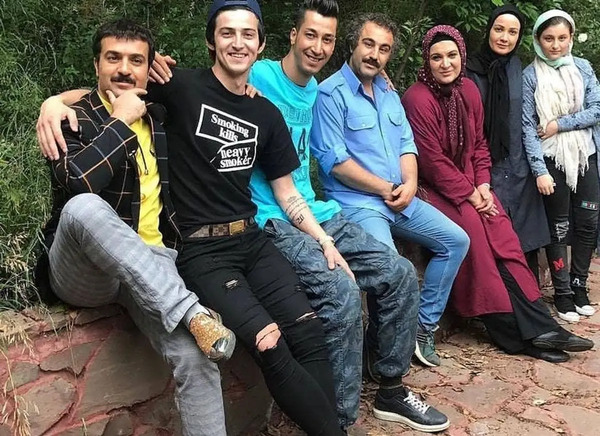 عکس سارا و نیکا رحمان رحیم