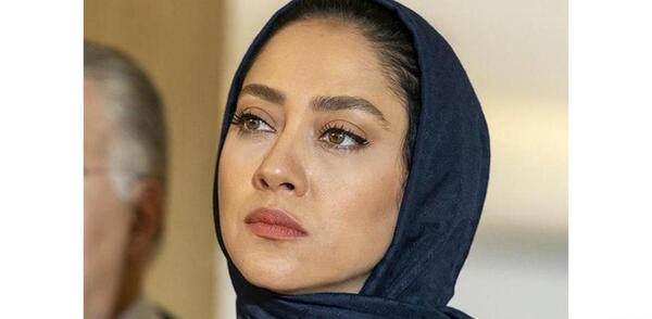 عکس بهاره کیان افشار با لباس آبی