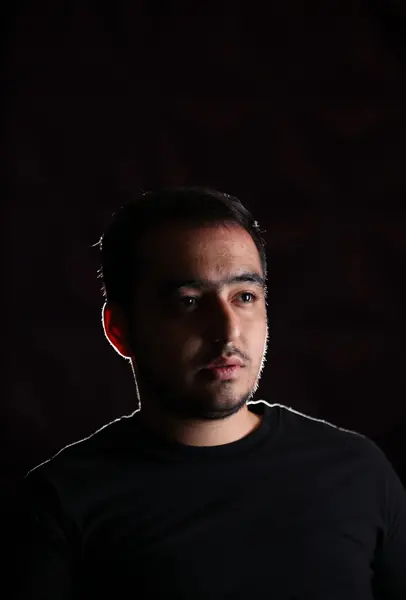 عکس پرتره با جوش