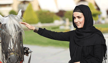 عکس بی حجاب افسانه پاکرو و همسرش