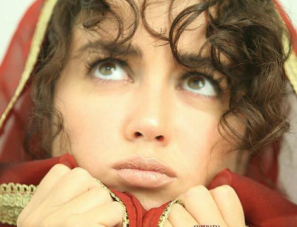 عکس بی حجاب افسانه پاکرو و همسرش