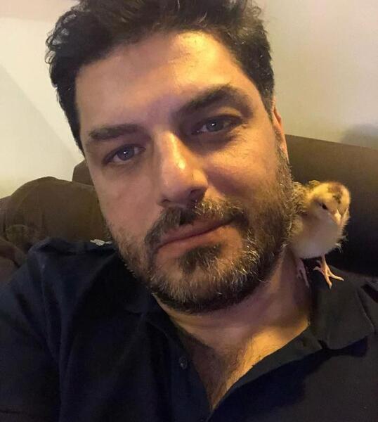 عکس صورت سام درخشانی