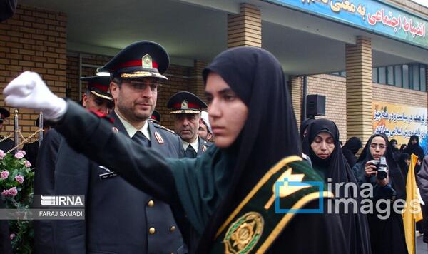 عکس قالیباف نماینده
