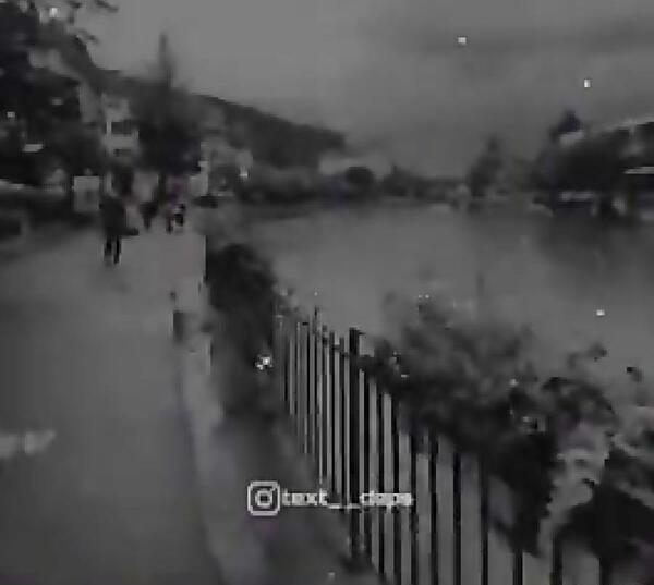 عکس خودکشی هانا بیکر