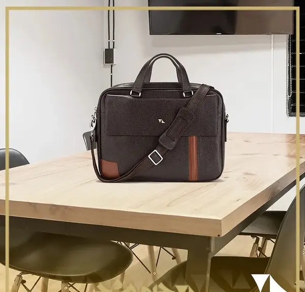 عکس تاپ چرم