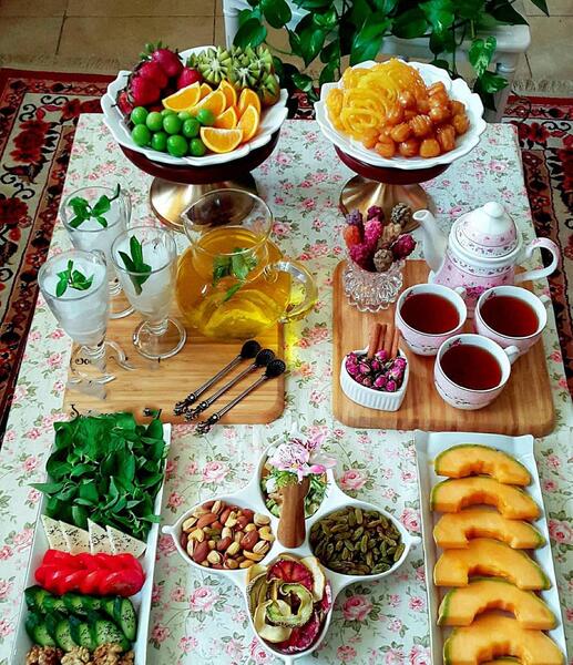 عکس سفره ارایی افطار