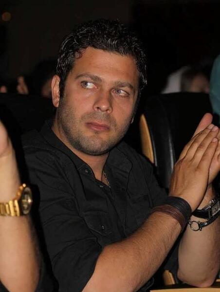 عکس پژمان بازغی در فیلم بارکد