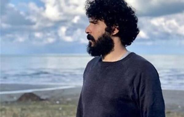 عکس بازیگر نقش نیما در آقازاده