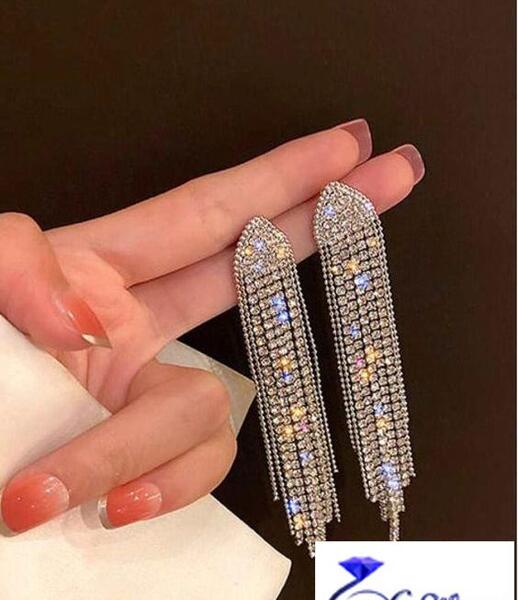 عکس گوشواره خیلی بلند