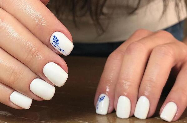 عکس مدل ناخن سفید مجلسی