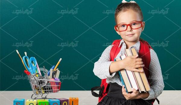 عکس عینک و کتاب