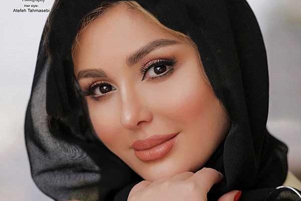 عکس نیوشا ضیغمی با مادرش