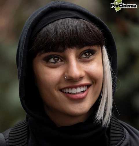 عکس ترلان پروانه در فیلم گربه سیاه