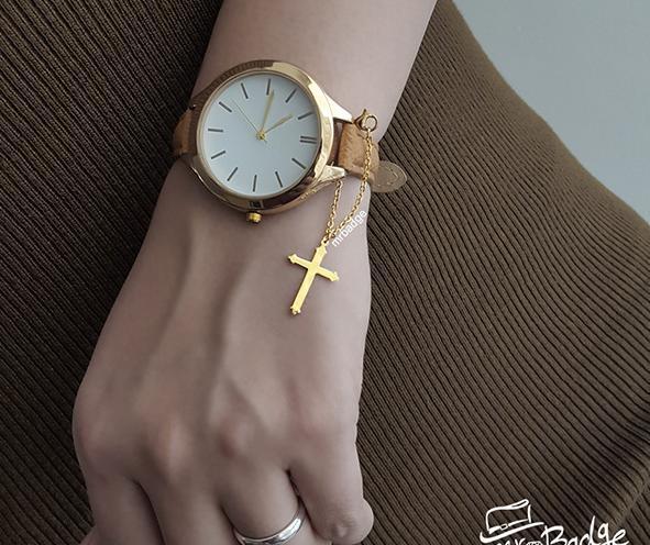 دانلود عکس اویز ساعت