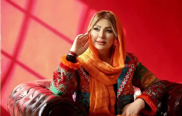 عکس رنگ موی نیوشا ضیغمی