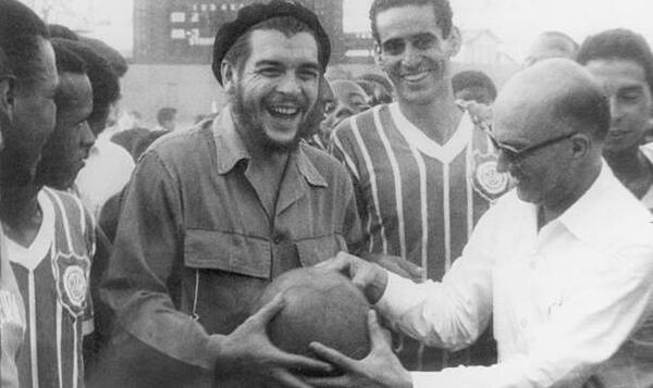 عکس جسد چگوارا