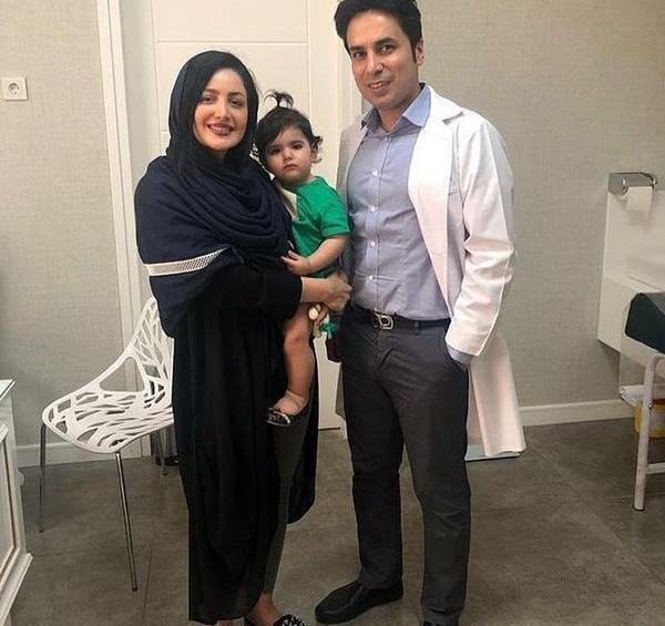 عکس شیلا خداداد با پدر و مادرش