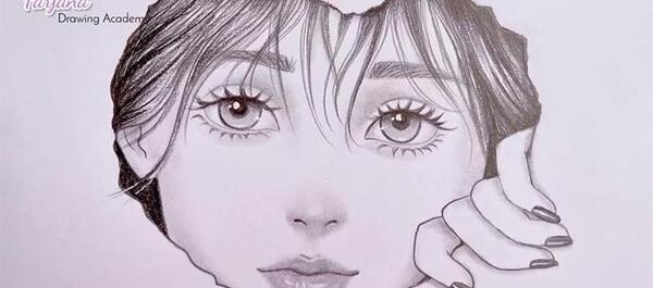 عکس نقاشی دختر غمگین با مداد سیاه