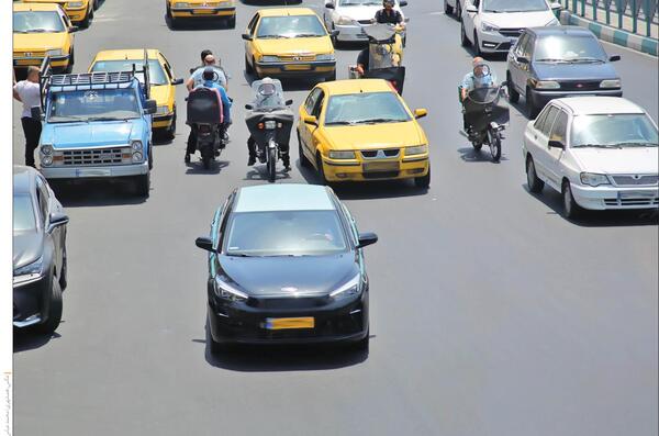 عکس تاکسی برلیانس