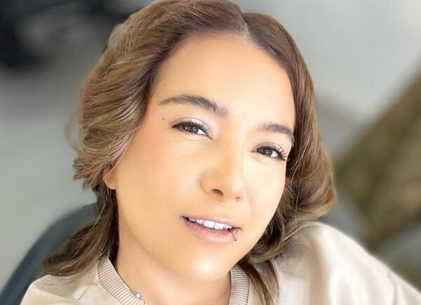 عکس مجری منوتو