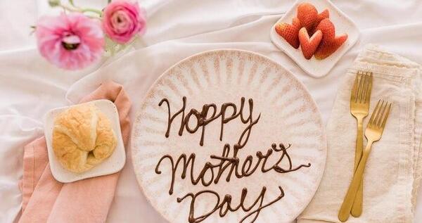 عکس سفره برای روز مادر