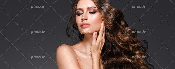 عکس زن آرایش شده