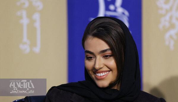 عکس های ریحانه پارسا در نشست خبری خوب بد جلف