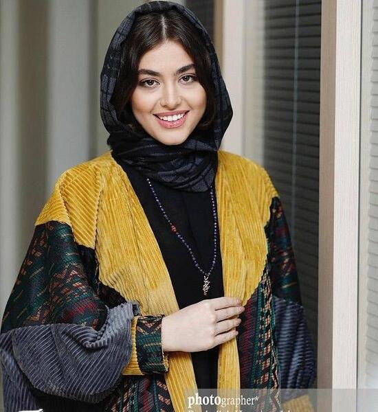 عکس های ریحانه پارسا در نشست خبری خوب بد جلف