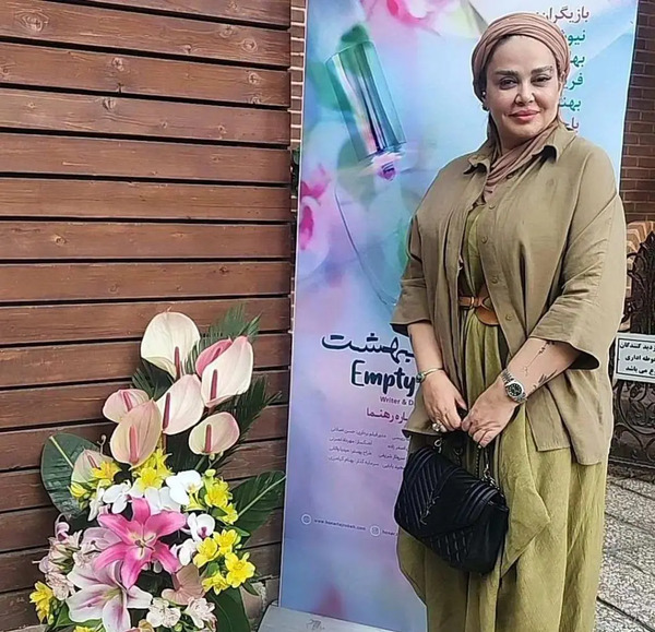عکس خالکوبی روی دست بهاره رهنما