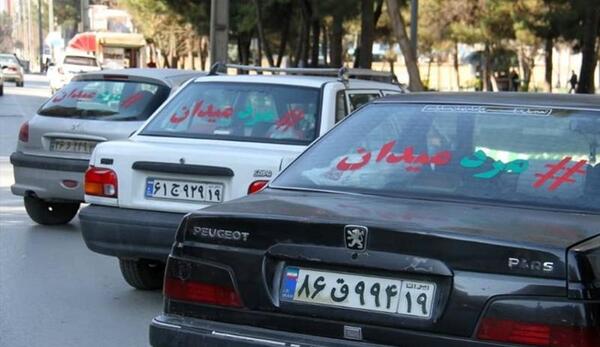 عکس حاج قاسم پشت ماشین