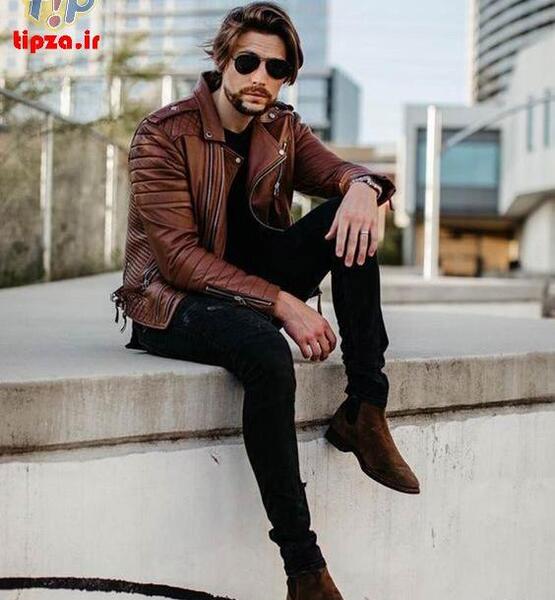 عکس تیپ مردانه با نیم بوت