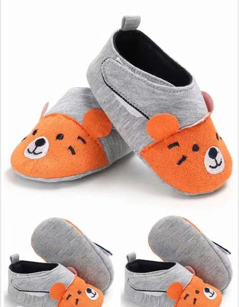 عکس کفش اسپرت نوزاد