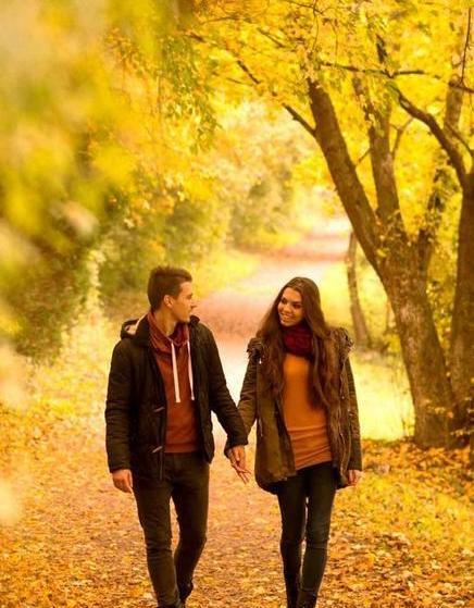 ایده عکس پاییزی دونفره عاشقانه