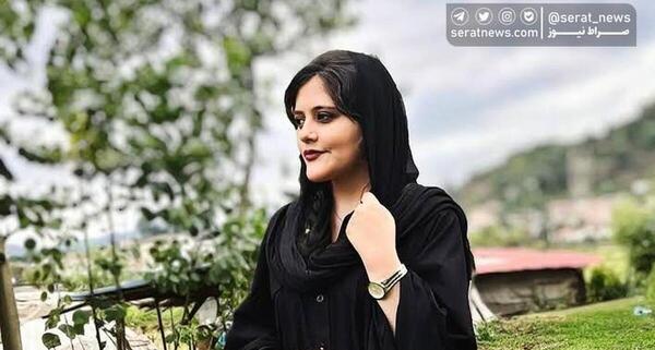 عکس مهسا امینی با پدر مادرش