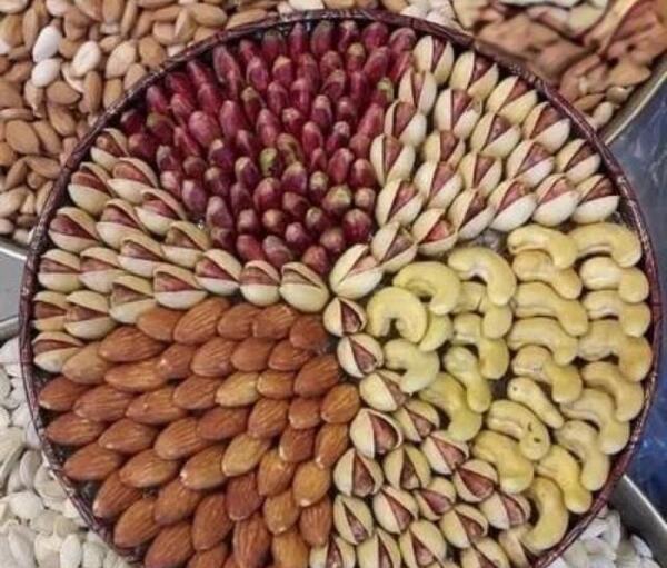 عکس ایده برای تزیین آجیل یلدا