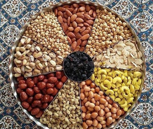 عکس ایده برای تزیین آجیل یلدا