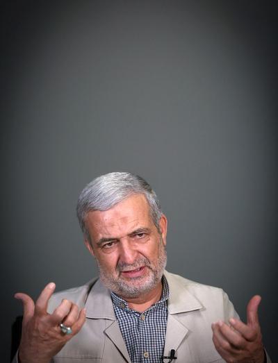 عکس آقای کاظمی