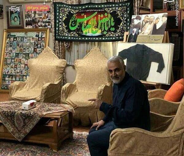 عکس شهید سلیمانی در جنگ