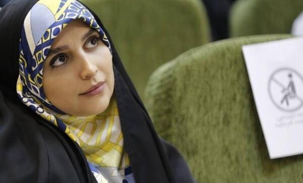 عکس مجری چادری