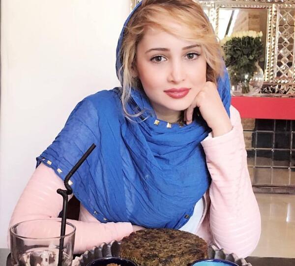 عکس زهره وکیلی